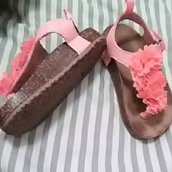 Sandals - Picture 2 of 3